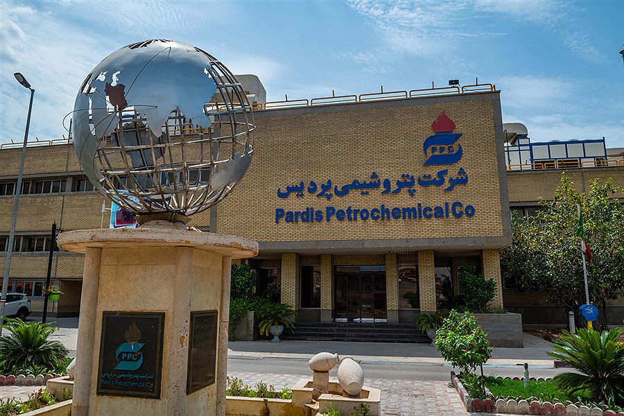 پوست اندازی پتروشیمی پردیس از نوع عزل و انتصابات