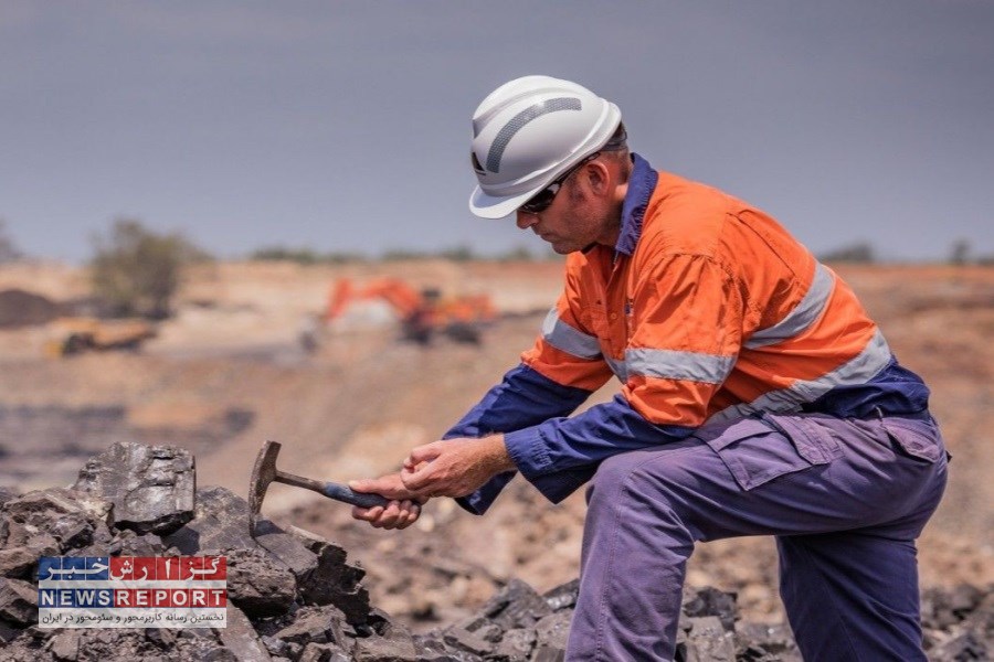 حبس منابع، انسانی و معدنی