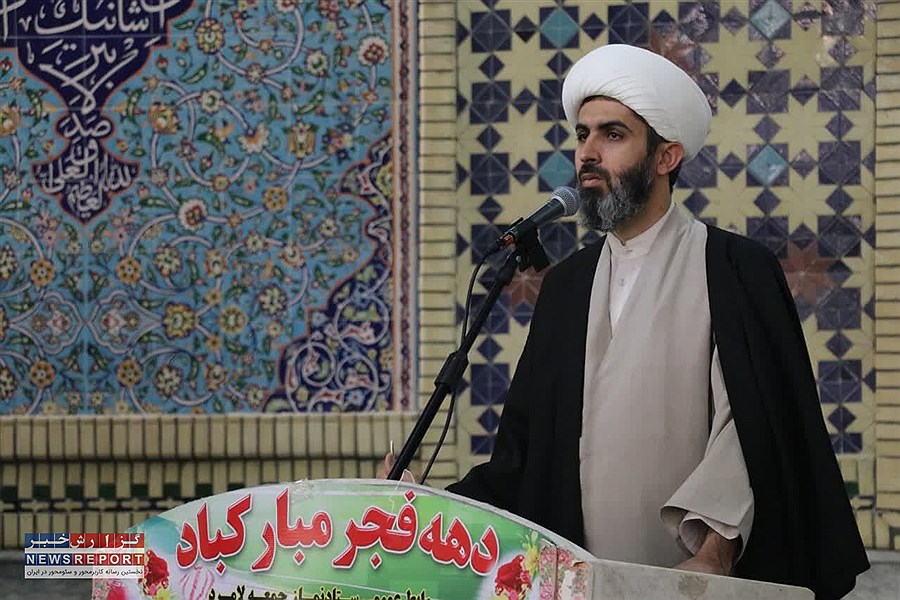 آنان که وعده پول برای خرید رای می دهند مردم را نادان می پندارند