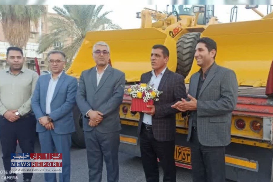 تجهیز دهیاران به ۲۱ دستگاه ماشین آلات عمرانی و خدماتی