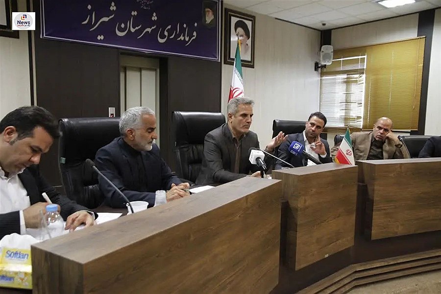 باغشهرهای اطراف شیراز؛ چالشی برای آینده کلانشهر/ ساماندهی ورزشگاه پارس باید در اولویت باشد