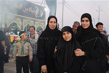 تصویر موکب آبشار عاطفه‌ها در مسیر نجف به کربلا؛ ثبت خاطرات ماندگار اربعین (بخش اول)