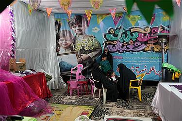 تصویر موج گسترده خدمت‌رسانی آبشار عاطفه ها به زائران در نیمه شعبان